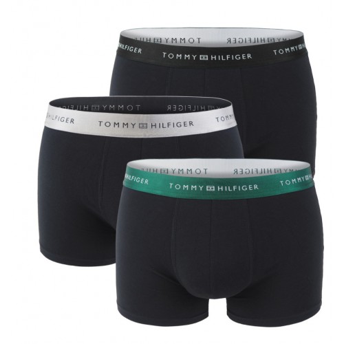 Tommy Hilfiger ανδρικά βαμβακερά boxers 3pack σε μαύρο χρώμα με διαφορετικό χρώμα στο λάστιχο, άνετη γραμμή 95%cotton 5%elastane UM0UM03411 0SJ